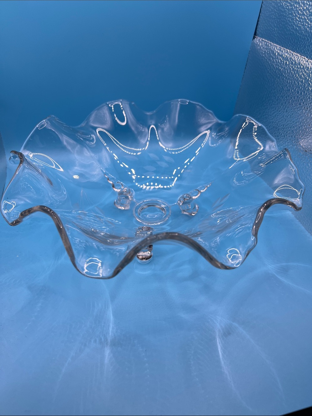 Clear Ruffled Glass decorative Bowl